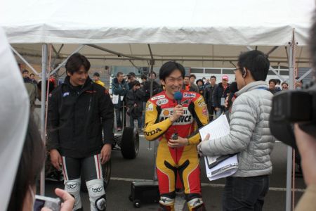 グローボの新しいメロドラマのオープニングに存在する 90 年代への 15 の言及