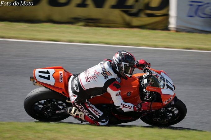 ST600 #17 TOHO Racing Club 行村 和樹 HONDA CBR600RR